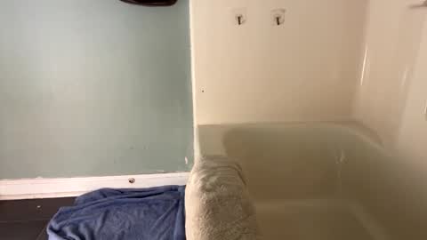 Snapshot of daddyontherd chatting on 12-19-25, 03:57 EOnTheRd online show from 12-19-25, 03:57