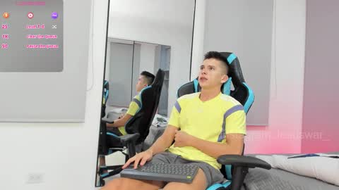 Snapshot of daddyrich4u chatting on 11-13-25, 01:26 daddyrich4u online show from 11-13-25, 01:26