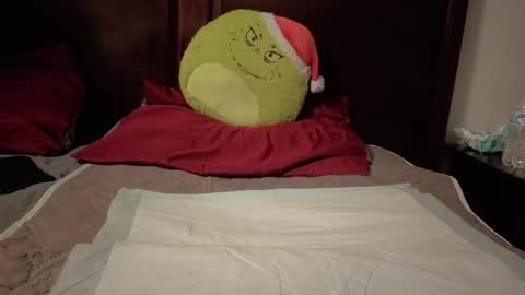 Snapshot of daddysdoll6699 chatting on 09-26-25, 06:34 Alissa online show from 09-26-25, 06:34