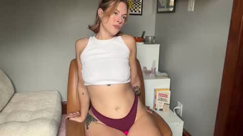 princess online show from 10-18-25, 05:03