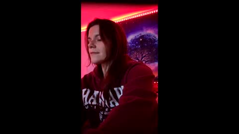 Snapshot of daddysgoodgirl420420 chatting on 12-04-25, 01:48 daddysgoodgirl online show from 12-04-25, 01:48