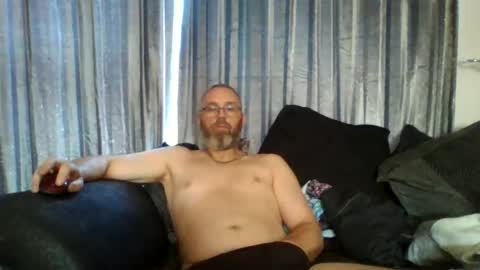 daddyshome2025 online show from 07-12-26, 08:49