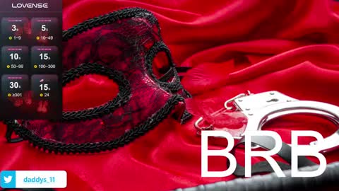 Snapshot of daddyspetite_ chatting on 01-11-25, 08:21 Lili online show from 01-11-25, 08:21