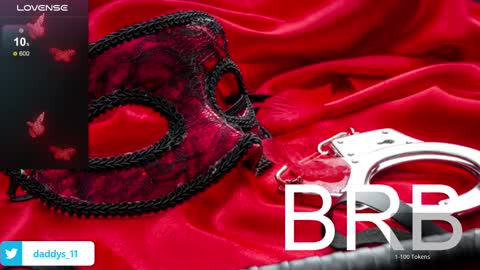 Snapshot of daddyspetite_ chatting on 01-21-25, 07:39 Lili online show from 01-21-25, 07:39