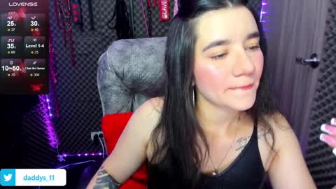 Snapshot of daddyspetite_ chatting on 03-05-25, 04:24 Lili online show from 03-05-25, 04:24