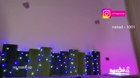 Snapshot of daddyspixxie chatting on 09-20-25, 01:23 daddyspixxie online show from 09-20-25, 01:23
