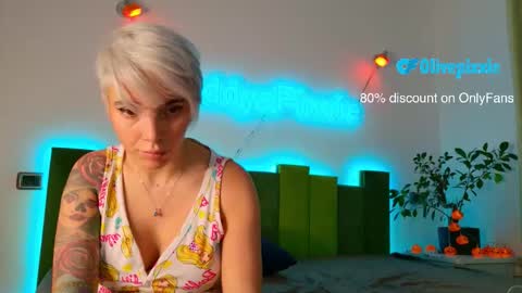 Snapshot of daddyspixxie chatting on 11-24-25, 01:33 daddyspixxie online show from 11-24-25, 01:33