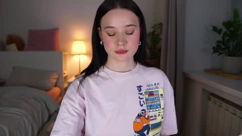 Snapshot of daddystrouble chatting on 02-04-25, 02:17 Daddys Trouble online show from 02-04-25, 02:17