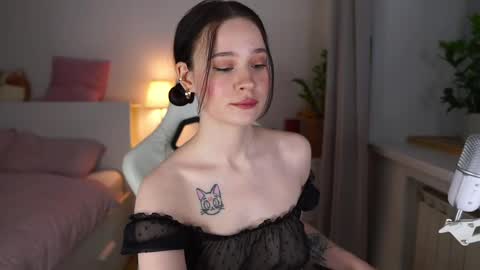 Snapshot of daddystrouble chatting on 02-19-25, 01:40 Daddys Trouble online show from 02-19-25, 01:40