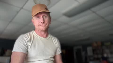 daemon online show from 09-08-25, 04:17