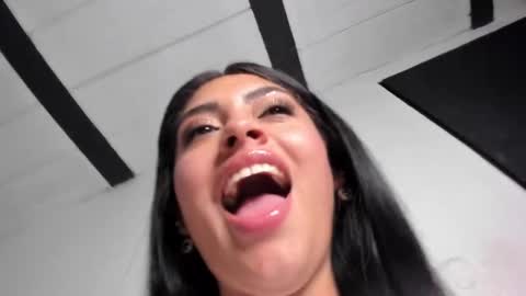 dafna lorens  online show from 02-24-25, 08:47