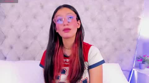 Snapshot of dafne_bss chatting on 05-08-26, 04:51 dafne_bss online show from 05-08-26, 04:51