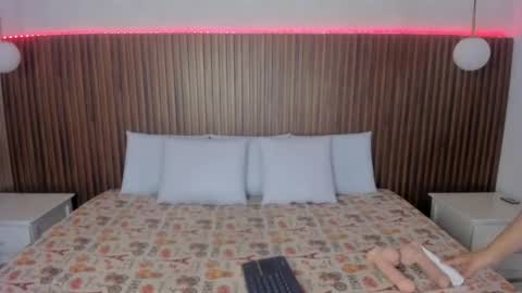 dafne_evaans online show from 05-24-26, 11:48