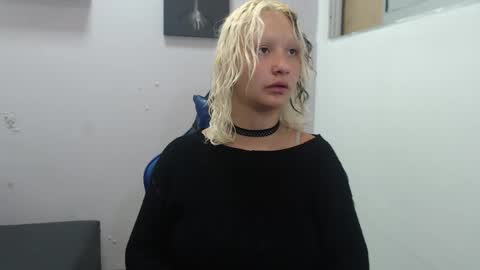 Dafne online show from 04-21-26, 12:55