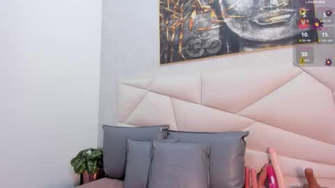 Snapshot of dahiana_gomez18 chatting on 11-28-25, 11:35 Dahiana online show from 11-28-25, 11:35