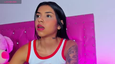 Snapshot of dahiangomezz chatting on 01-07-25, 06:03 online show from 01-07-25, 06:03