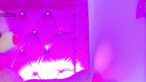 Snapshot of dahiangomezz chatting on 02-22-25, 08:29 online show from 02-22-25, 08:29