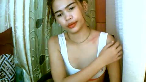 Snapshot of dahlia_123 chatting on 12-13-24, 12:39 Im Dahlia online show from 12-13-24, 12:39