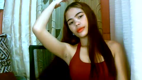 Snapshot of dahlia_123 chatting on 12-22-24, 01:45 Im Dahlia online show from 12-22-24, 01:45