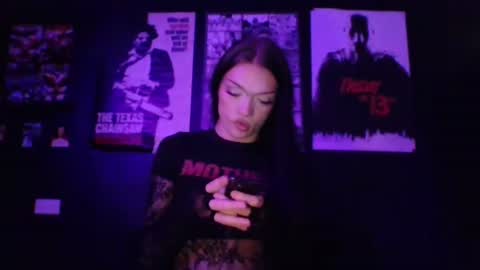 Snapshot of dahlia_adore chatting on 10-17-25, 11:18 dahlia_adore online show from 10-17-25, 11:18