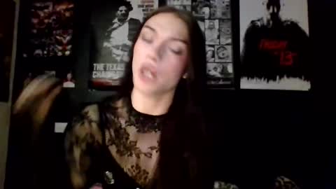 Snapshot of dahlia_adore chatting on 10-26-25, 11:20 dahlia_adore online show from 10-26-25, 11:20