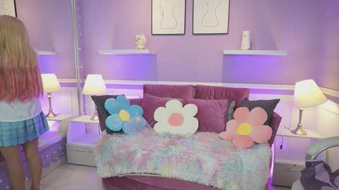 Dahlia Grey online show from 11-25-25, 11:43