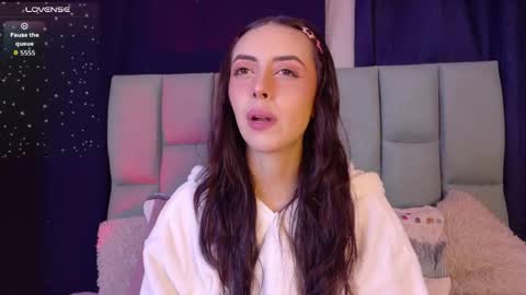 Dahlia online show from 04-17-26, 11:24