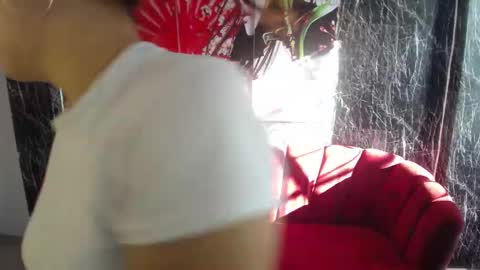 Daiana online show from 12-19-24, 12:45