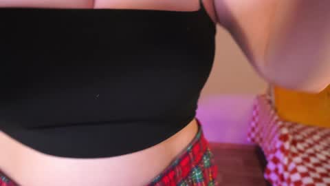 Cute DianaOnline mostly at 8pm-0000 am UK TimeTuesday and Wednesday off online show from 12-14-24, 12:11