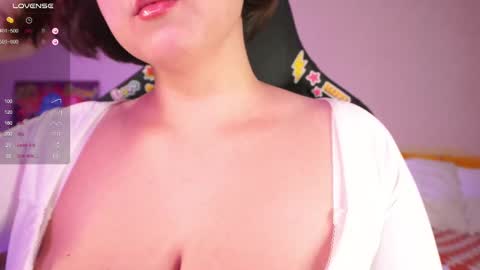 Cute DianaOnline mostly at 8pm-0000 am UK TimeTuesday and Wednesday off online show from 03-06-25, 08:59