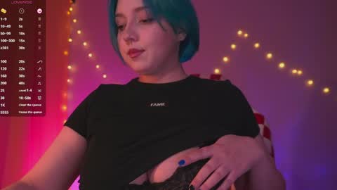 Cute DianaOnline mostly at 8pm-0000 am UK TimeTuesday and Wednesday off online show from 04-18-26, 09:15