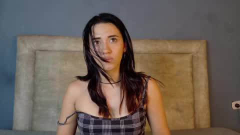 daiisy_kiss online show from 04-15-26, 01:23