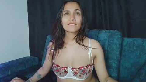 daila_ online show from 04-14-26, 01:22