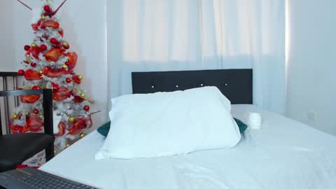 Snapshot of dailasmith chatting on 12-09-24, 07:50 Daila Smith online show from 12-09-24, 07:50