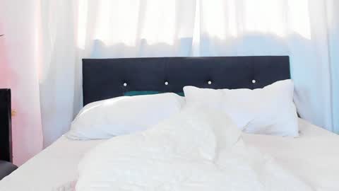 Snapshot of dailasmith chatting on 12-12-24, 07:04 Daila Smith online show from 12-12-24, 07:04