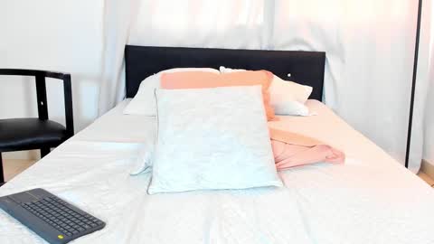 Snapshot of dailasmith chatting on 02-12-25, 07:45 Daila Smith online show from 02-12-25, 07:45