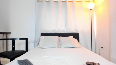 Snapshot of dailasmith chatting on 02-21-25, 03:32 Daila Smith online show from 02-21-25, 03:32