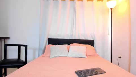 Snapshot of dailasmith chatting on 02-25-25, 03:49 Daila Smith online show from 02-25-25, 03:49