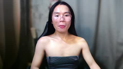 Kim online show from 07-30-26, 10:47