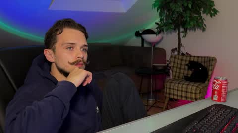 Snapshot of daimon_hall chatting on 03-31-26, 11:16 Daimon online show from 03-31-26, 11:16