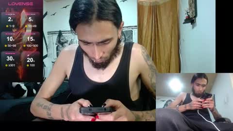 Snapshot of daimon_rock01 chatting on 03-11-25, 04:43 felipe online show from 03-11-25, 04:43