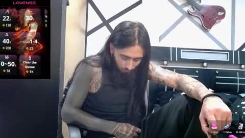 Snapshot of daimon_rock01 chatting on 02-13-26, 06:20 felipe online show from 02-13-26, 06:20