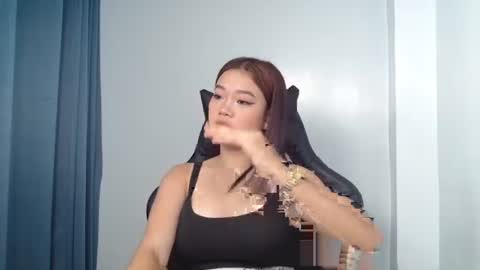 Snapshot of dainaxoxoxo chatting on 09-29-25, 05:07 Diana online show from 09-29-25, 05:07