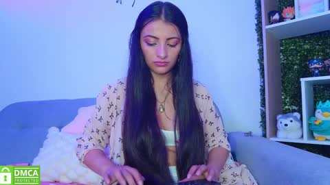 Snapshot of dainty_angel_ chatting on 03-07-25, 05:06 Angel online show from 03-07-25, 05:06