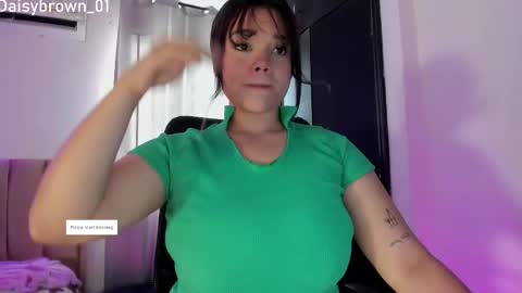 Snapshot of daisy_brown01 chatting on 10-24-25, 04:36 Dai my Instagram missdaisy 07 online show from 10-24-25, 04:36