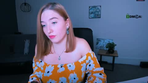 Little Di online show from 12-20-24, 01:43