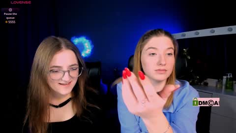 Little Di online show from 02-04-25, 08:17