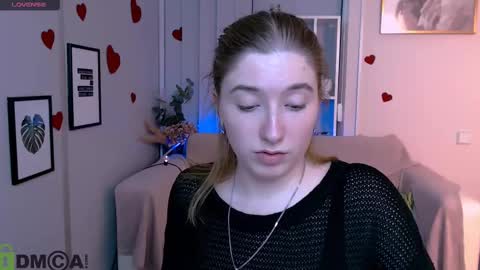 Little Di online show from 03-02-25, 09:11