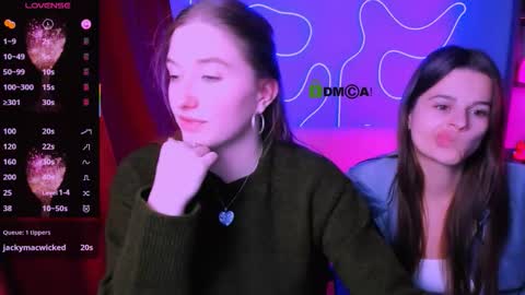 Snapshot of daisy_candy chatting on 10-06-25, 12:08 Little Di online show from 10-06-25, 12:08