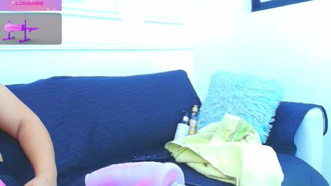 Snapshot of daisy_price chatting on 11-05-25, 11:10 Daisy Price online show from 11-05-25, 11:10